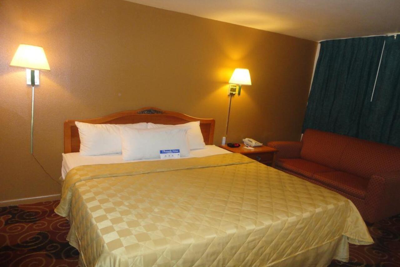 Americas Best Value Inn Santa Rosa, New Mexico Exterior photo